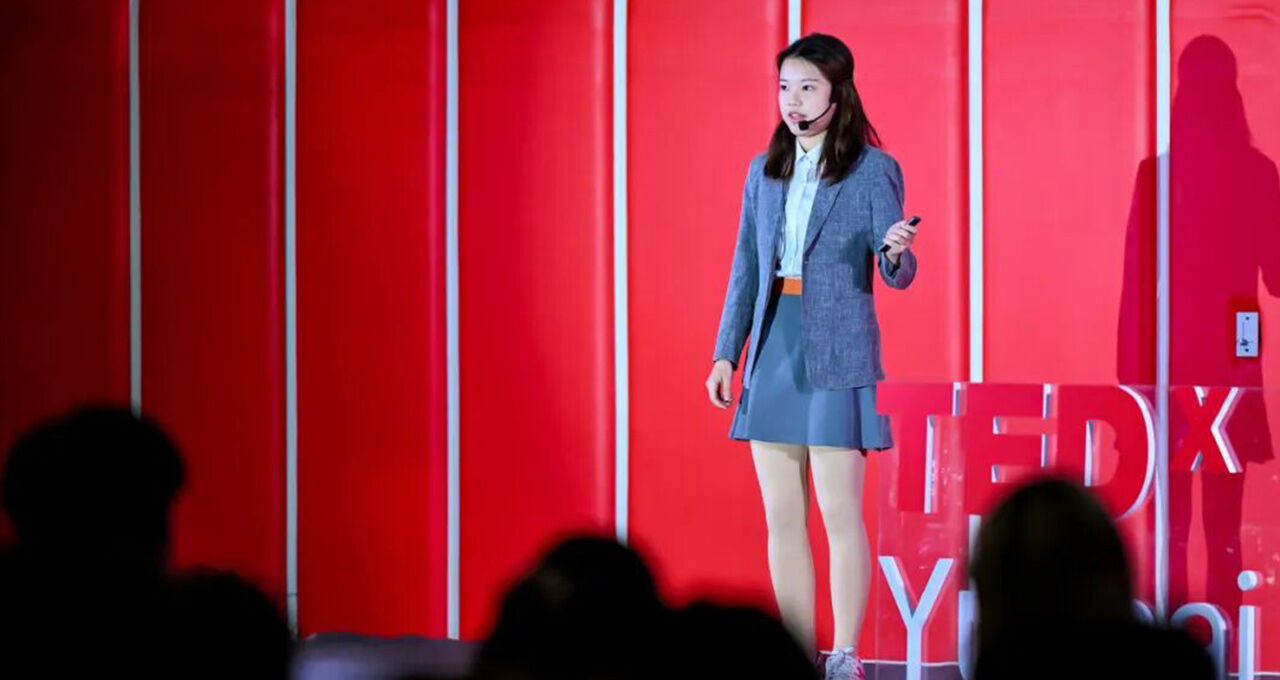 Cambridge Education Offer: <br>One Student, 70,000 Learners | Huitong Graduate Annie